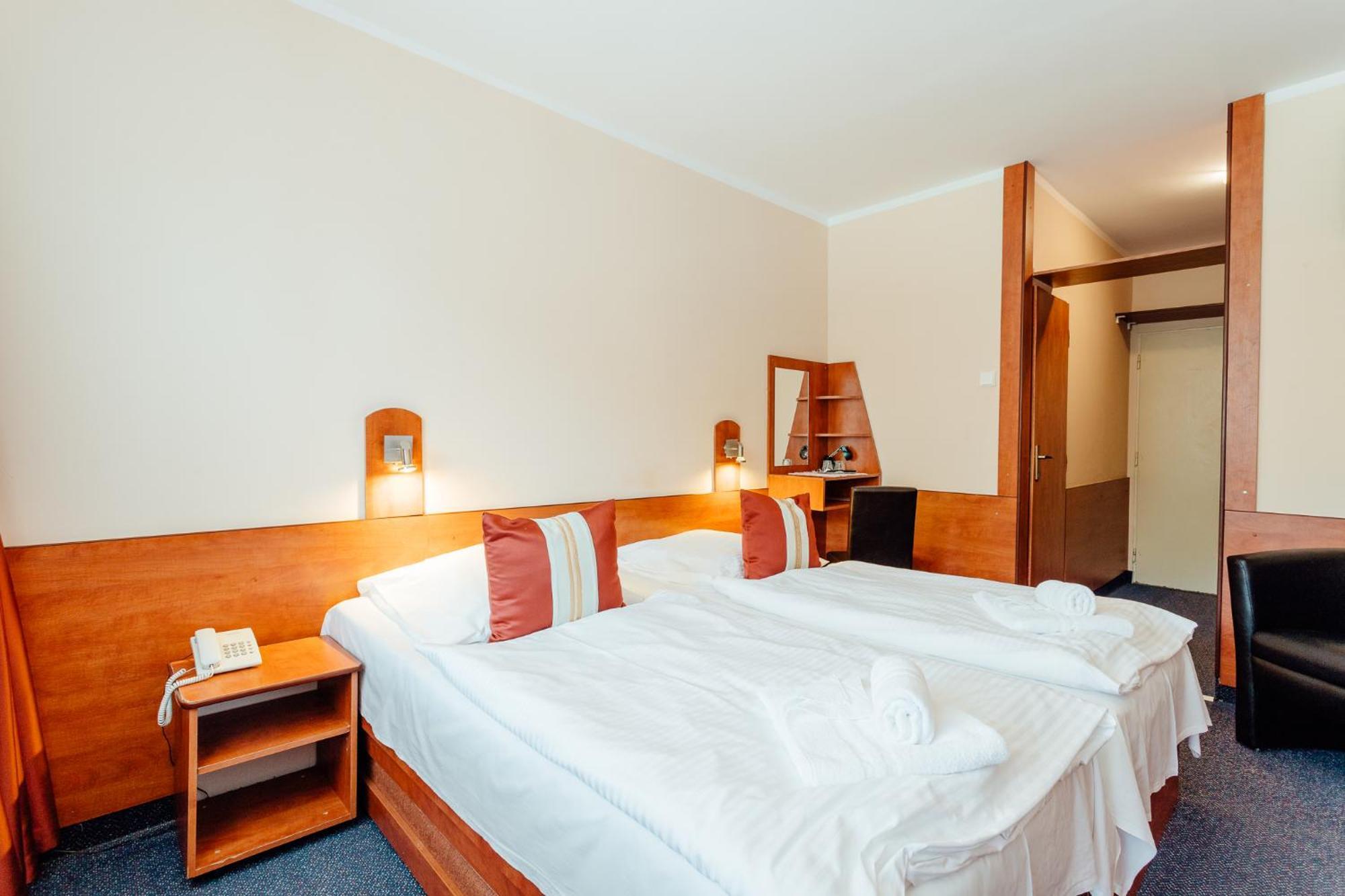 Hotel Sachticka بانْشكا بيشتريتْسا المظهر الخارجي الصورة